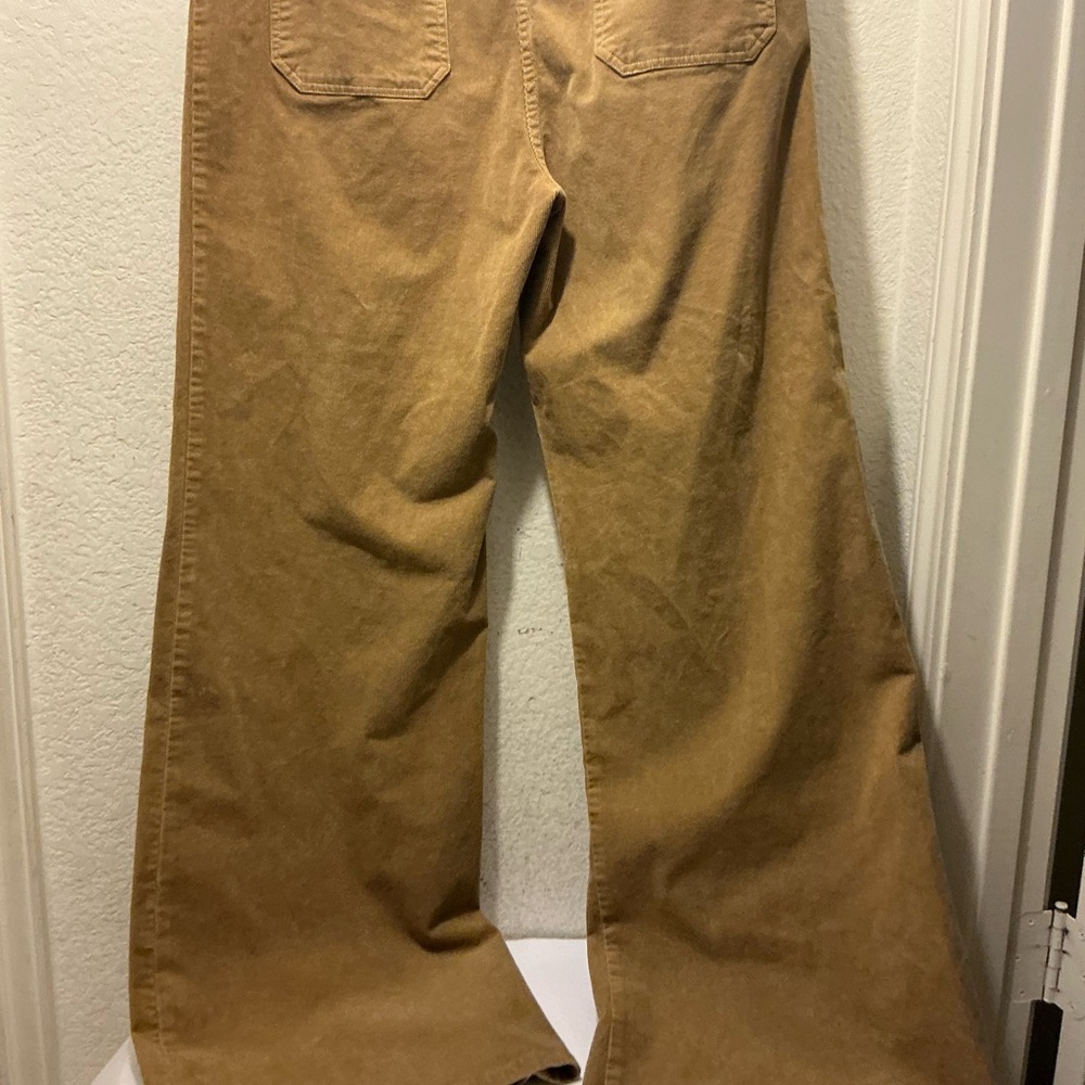 Nili Lotan Florence Wide-Leg Jeans in Camel Brown - Picture 7 of 11